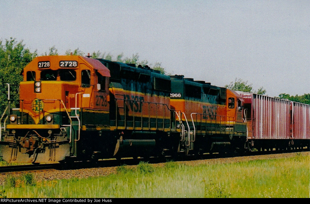 BNSF 2728 East